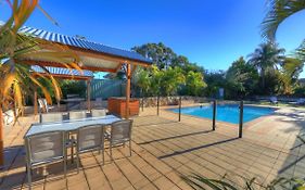 Wallace Motel And Caravan Park